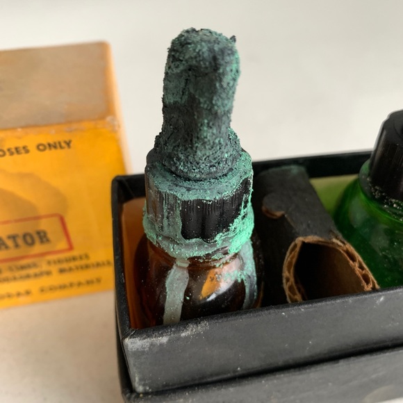 Kodagraph Eradicator, Retouching Set **Solution A Leaked** - Picture 2 of 5